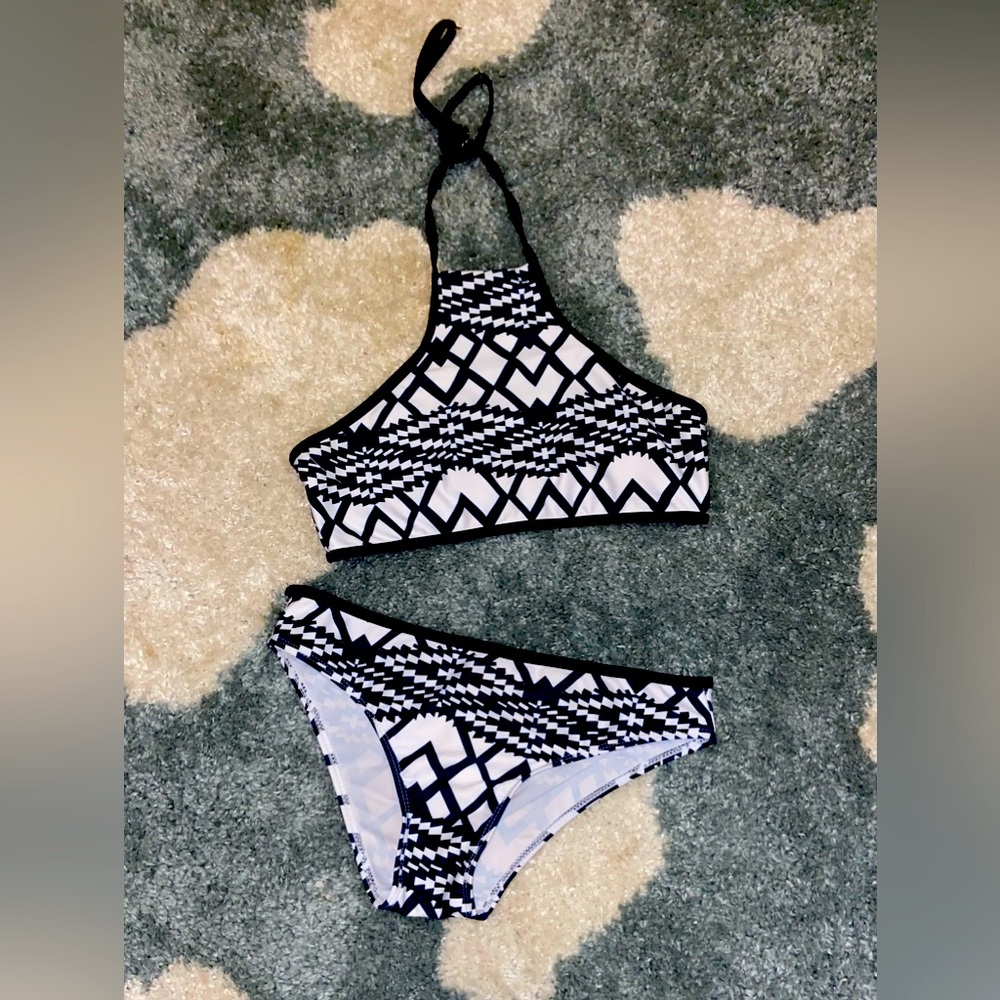 Keepin it Hot Tribal Set